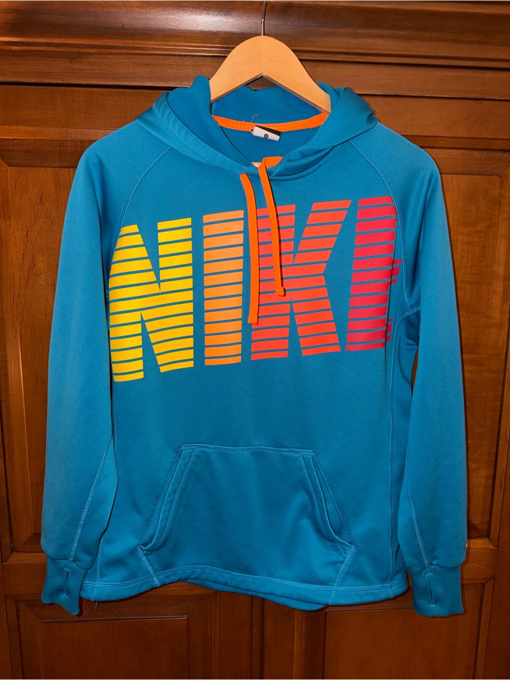 Nike Therma-FIT Blue & Neon Logo Pullover Hoodie – Size Medium